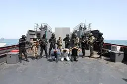 تمرین آزادسازی کشتی ربوده شده در رزمایش مرکب دریایی ایران و روسیه