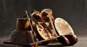 موسیقی در حاشیه ممنوعیت آسان، تربیت دشوار
