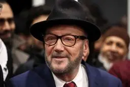 جورج گالوی: ترامپ را بازداشت کنید 