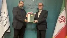 دبیر جشنواره مقاومت، دبیر جشنواره فجر شد 