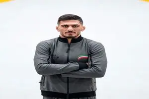 برد محمد نخودی از کشتی گیر آذربایجانی