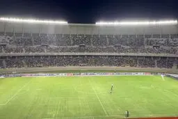 در ورزشگاه آزادی معجزه می‌شود؟ / وضعیت نگران‌کننده ورزشگاه پارس