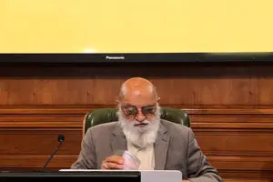 چمران: بخشنامه خلاف قانون شهرداری باید لغو شود
