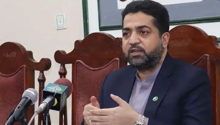 وزیر امور داخلی بلوچستان پاکستان از سوء قصد جان سالم بدر برد
