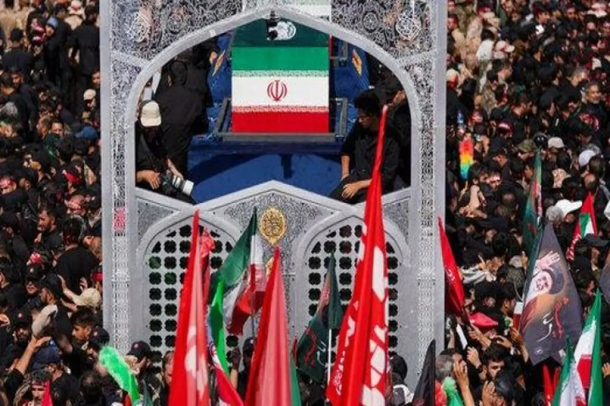 خبر فوری: مراسم تشییع حداکثر تا ساعت ۱۷ در تهران پایان می یابد / پیکر رهبر شهید قبل از اذان مغرب به قم منتقل می شود 