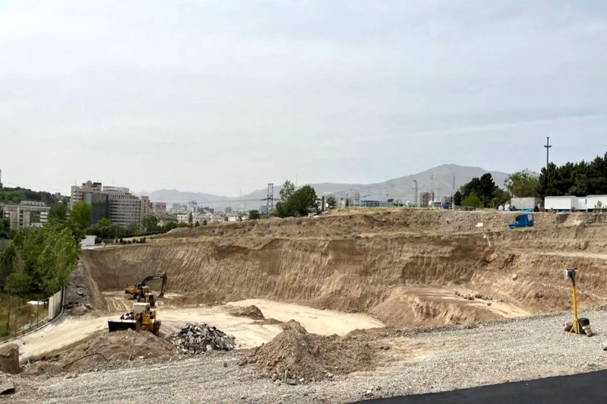 برج‌سازی غیرقانونی دانشگاه تهران

