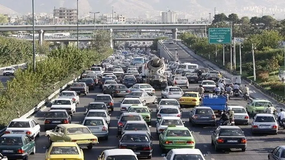 ترافیک پرحجم و سنگین در معابرتهران