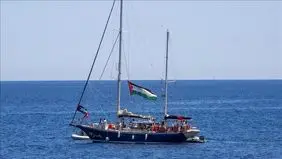 کشتی حانل گرتا تونبرگ و ۱۲ فعال مدنی توسط  اسرائیل توقیف شد 