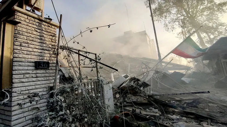 آخرین اخبار از حمله اسرائیل به سفارت ایران در دمشق؛ انفجار شدید نزدیک سفارت ایران در سوریه/ فیلم و تصاویر