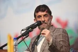 رئیس گروه اقتصادی دفتر رهبر: نباید در روند فعالیت بورس کالا دخالت کنیم


