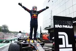 از سنا تا نوریس؛ اینترلاگوس و تولد قهرمانان