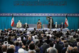 دیدار مسئولان نظام و سفرای کشورهای اسلامی با رهبری