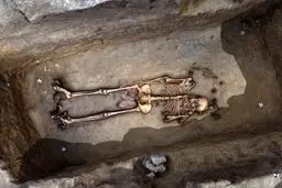 بازگشت نفرین ۱۹۰۰ ساله 