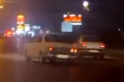 واکنش پلیس به حرکات عجیب راننده پیکان   