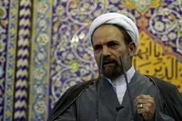 اینکه خانمی را ببینید و عکس بگیرید، اشتباه است، تو چکاره‌ای که عکس بگیری؟ آن هم عکس نامحرم! 