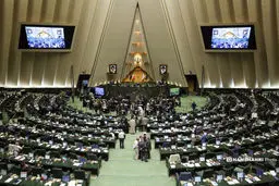 بررسی و تحلیل دقیق منابع مالی برای اجرای همسان‌سازی حقوق و تأمین مالی در بودجه ۱۴۰۴