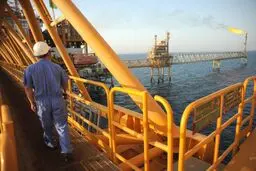آغاز عملیات حفاری در میدان آرش 