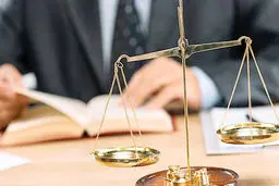 طرحی برای محدودیت بیشتر دایره خدمات وکلای دادگستری!