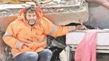 دستم را بگیر پدر *
