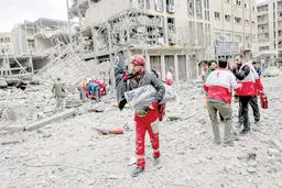 
دیپلماسی در  هزارتوی  جنگ