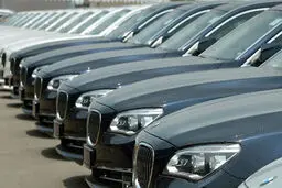 خرید کد ملی در نمایشگاه‌های خودرو

