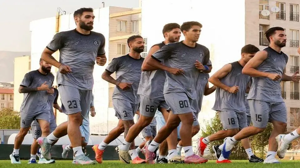 عارف آقاسی و آرمین سهرابیان در استقلال ماندنی شدند