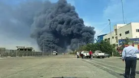 حریق انفجار بندر شهید رجایی‌ ادامه دارد 
