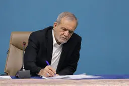 رئیس‌جمهور موافقتنامه انتقال محکومان میان ایران و ونزوئلا را ابلاغ کرد