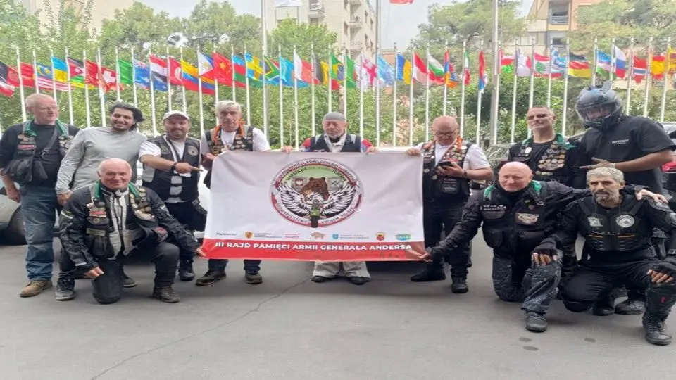 ایرانگردی ۲۸ موتورسوار لهستانی