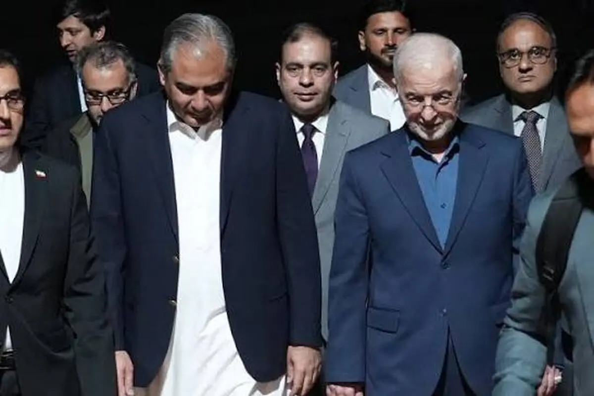 وزیر کشور ایران امروز با پیامی از پزشکیان درباره اوضاع کنونی، وارد اسلام‌آباد می‌شود