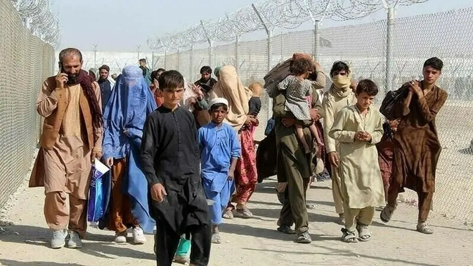 بازگشت اتباع غیرمجاز افغان از ۱۱ استان کشور از مرز دوغارون