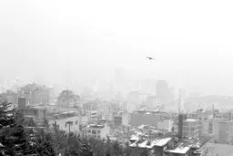 اینجا تهران است خاکستری کمی مایل به تیره