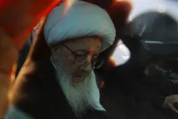 درگذشت آیت الله وحید خراسانی تکذیب شد
