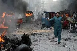 انفجار بمب در پاکستان با ۴۰ کشته و بیش از ۷۰ زخمی