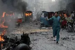 انفجار بمب در پاکستان با ۴۰ کشته و بیش از ۷۰ زخمی