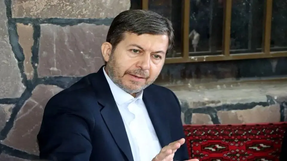 استاندار اصفهان هم منبع ارسال پیامکهای حجاب را نمیداند؟ / فکر کنم ستاد امربهمعروف و نهیازمنکر در کل کشور آن را اجرا میکند
