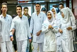 هشدار رئیس کل سازمان نظام پزشکی: مهاجرت پزشکان به حوزه سلامت به طور جدی آسیب می‌زند/ خالی شدن کشور از پزشکان جدی ست

