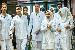 هشدار رئیس کل سازمان نظام پزشکی: مهاجرت پزشکان به حوزه سلامت به طور جدی آسیب می‌زند/ خالی شدن کشور از پزشکان جدی ست

