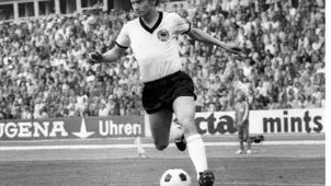 دیتر هرتزوگ بازیکن اسبق تیم ملی آلمان درگذشت + سوابق