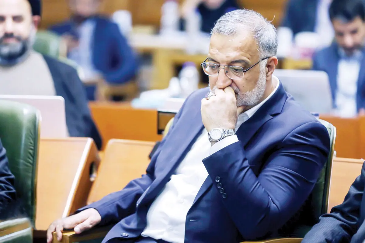 تهران به دنبال عطار دانا و خموش
