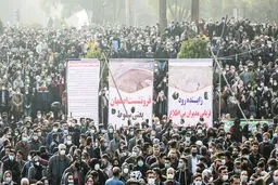 گفت‌وگو  برای آب
