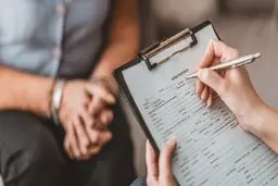 بهترین مرکز تخصصی طب کار برای معاینات بدو استخدام