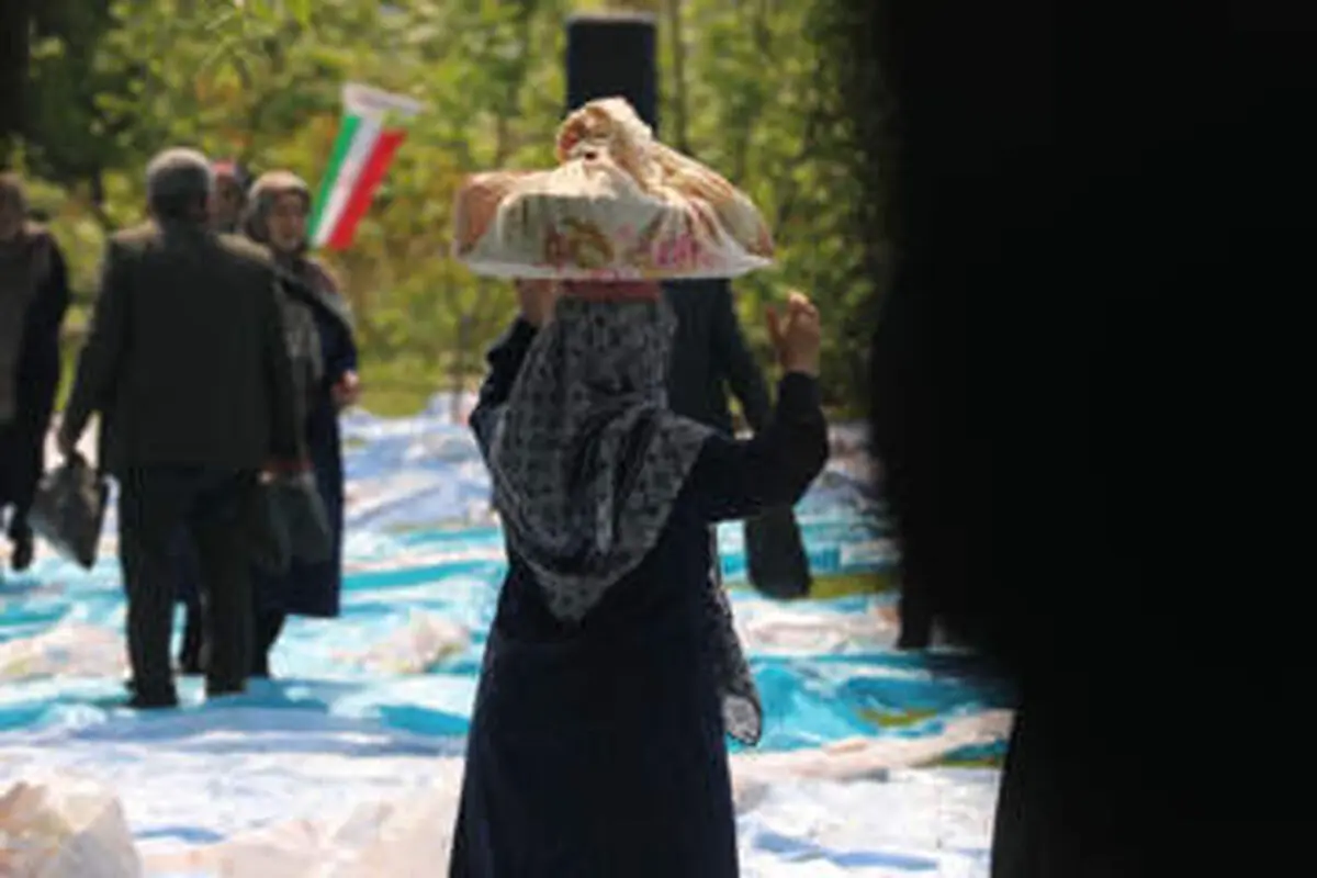تصاویر جالب از مراسم عید مردگان در مازندران