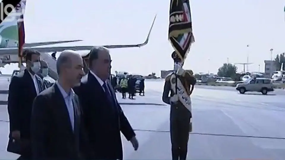 رئیس جمهوریة طاجیکستان یصل الى طهران 