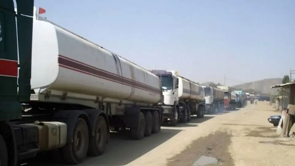 طالبان تانکرهای بنزین ایران را پس فرستاد