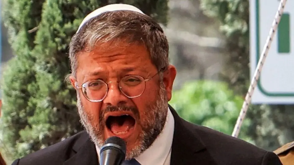 اسرائیل محمود عباس را بازداشت می کند؟