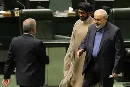علی‌آبادی: باید از سرمایه‌های خرد مردم و بازار سرمایه استفاده کنیم
