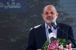 وزیر کشور: برای ترویج بی‌حجابی در ایران به افراد پول می‌دهند تا با وضع نامناسب در خیابان تردد کنند / حجاب برای زن ایرانی مصونیت ایجاد کرده / در فضای مجازی و حقیقی به دنبال ترویج بی بندوباری و هرزگی در جامعه اسلامی هستند 