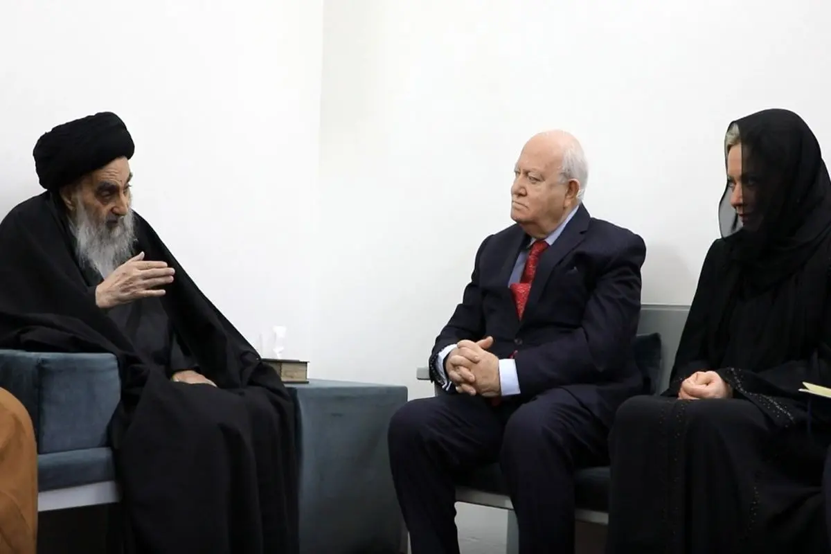 آیت الله سیستانی: فجایعی که بسیاری از ملت‌ها و گروه‌های قومی و اجتماعی در جهان متحمل می‌شوند، در نتیجه سرکوب فکری و دینی و سرکوب آزادی‌های اولیه و نبود عدالت اجتماعی است