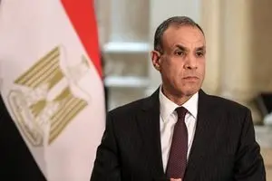 وزیرخارجه مصر به رایزنی برای کاهش تنش ادامه داد / تماس با وزرای خارجه منطقه
